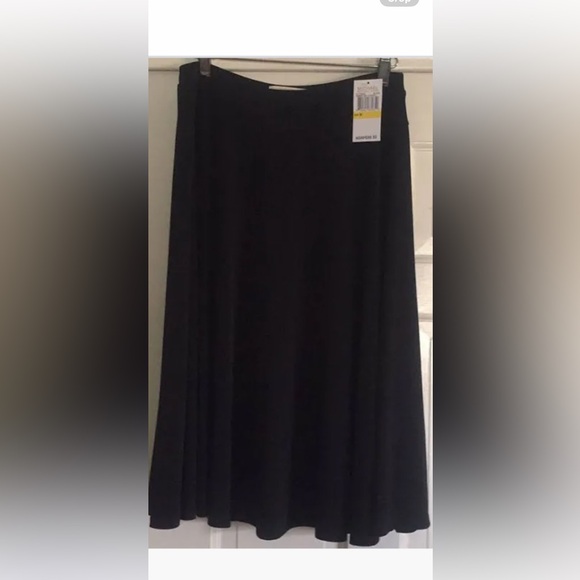 Michael Kors Black Maxi Flowy Skirt🆕 - Picture 1 of 9